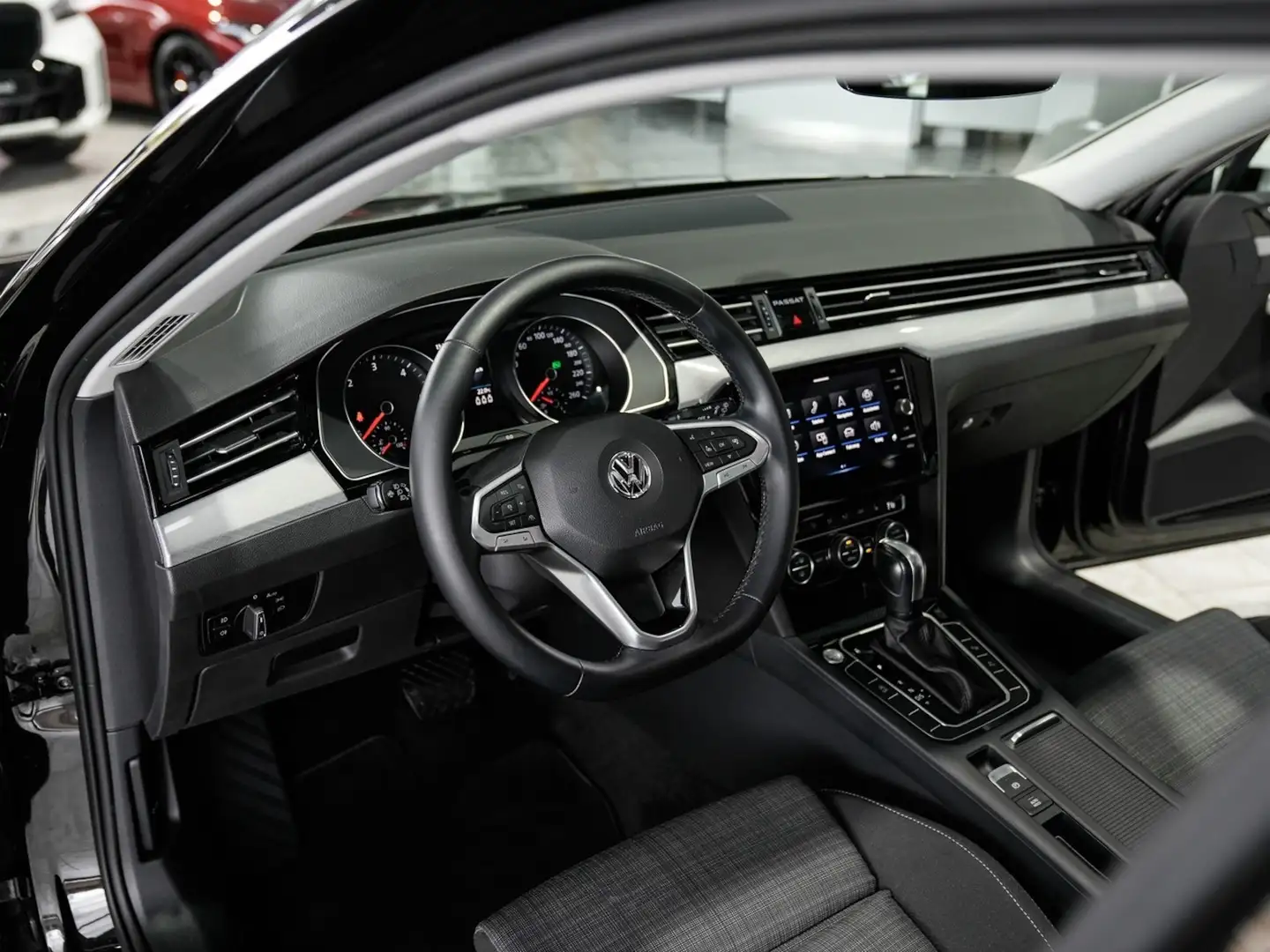 Volkswagen Passat Variant 2.0 TDI Panorama Kamera ACC Braun - 2