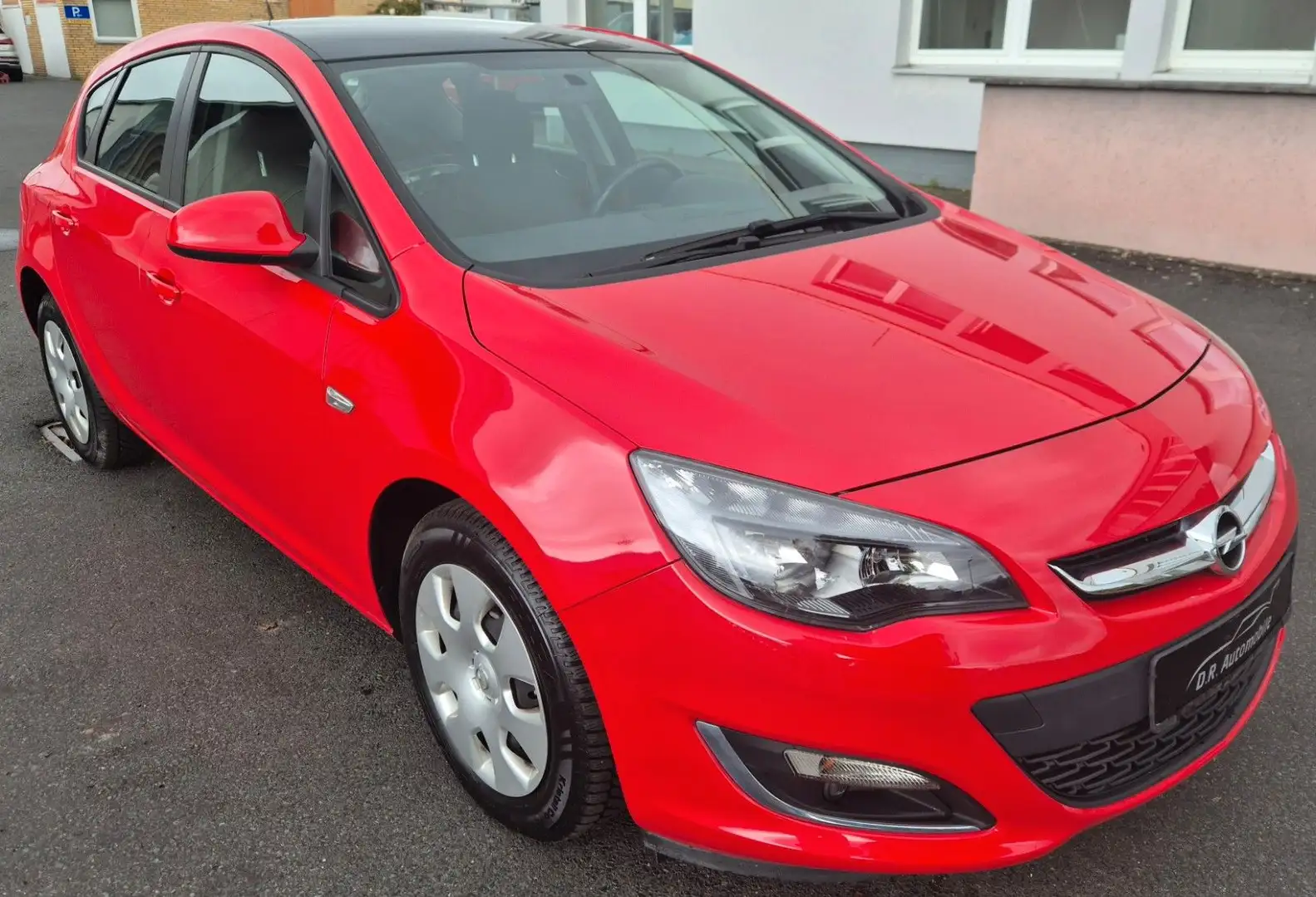 Opel Astra J Lim.Fun PDC MFL Klima SHZ Rot - 2