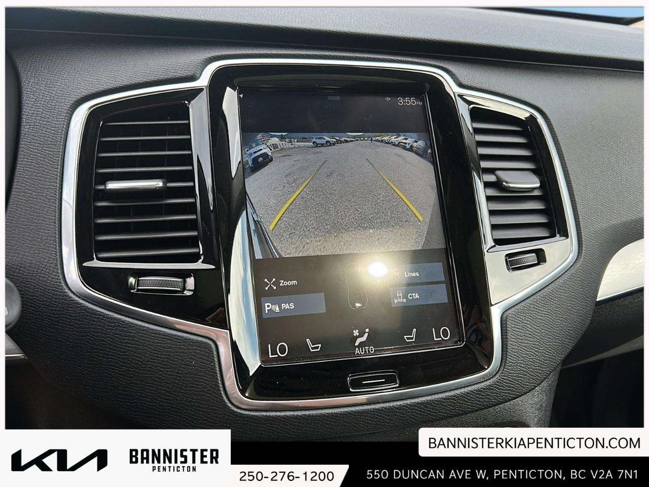 2017 Volvo XC90 T6 Momentum thumb 18