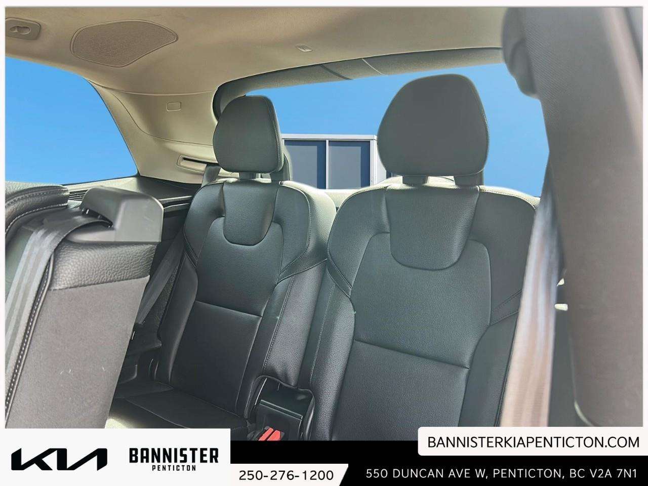 2017 Volvo XC90 T6 Momentum thumb 10