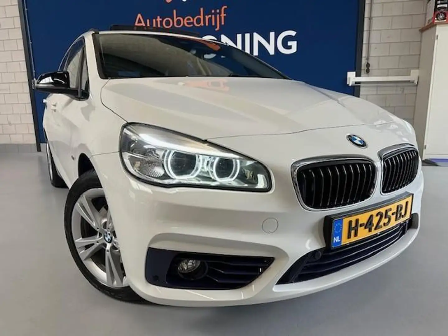 BMW 218 2-serie Active Tourer 218i Centennial High Executi Bianco - 2