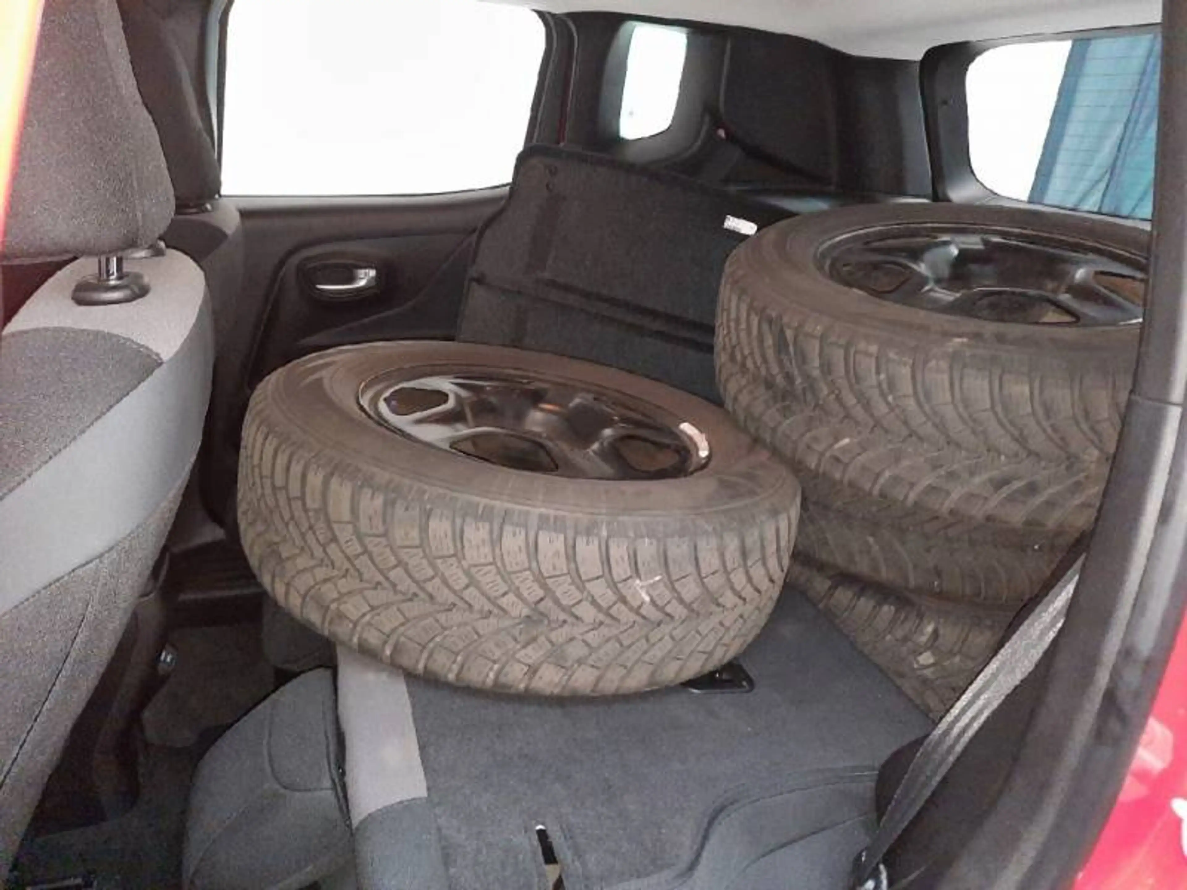 Jeep Renegade 1 1.5 Turbo T4 130 4x2 MHEV DCT7 Limited — photo 10