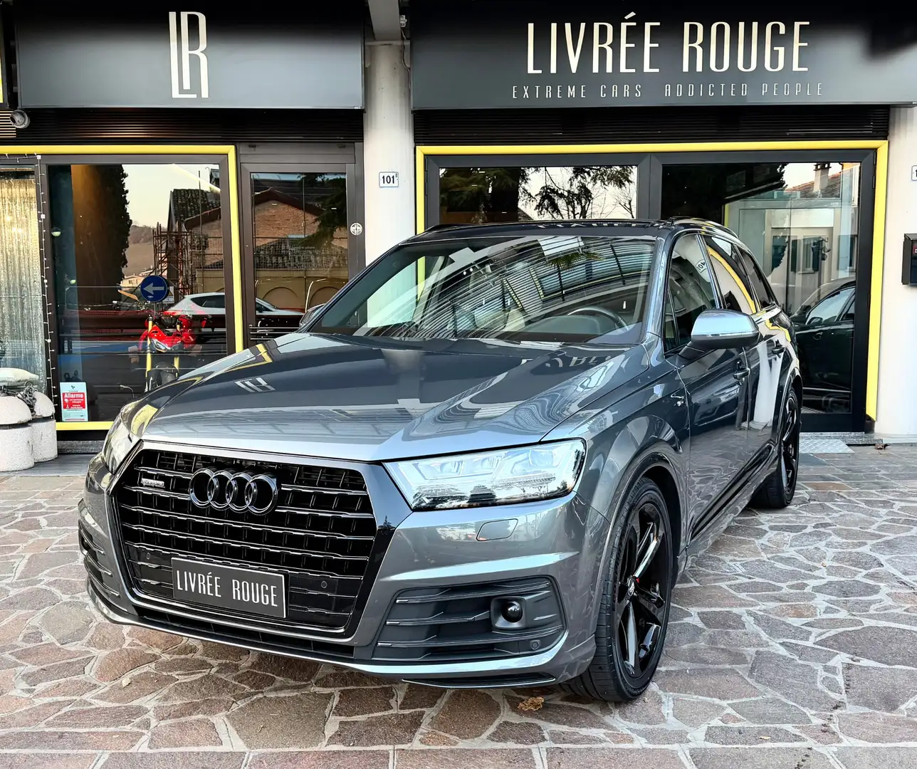 Audi Q7 Q7 3.0 tdi S-Line Plus quattro tiptronic Grau - 1