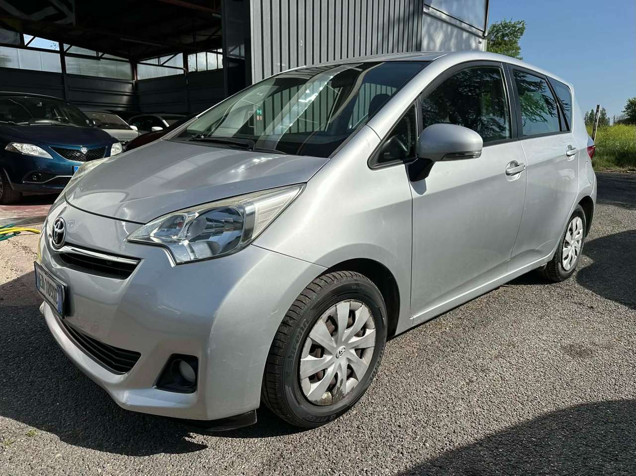 Toyota Verso-S Verso-S 1.3 Active (mt)