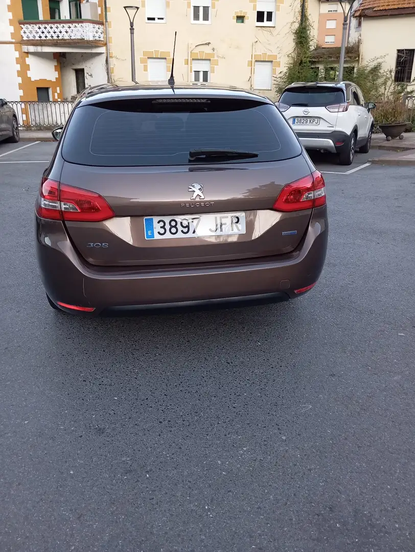 Peugeot 308 1.6 BlueHDi Business Line 120 Marrón - 2