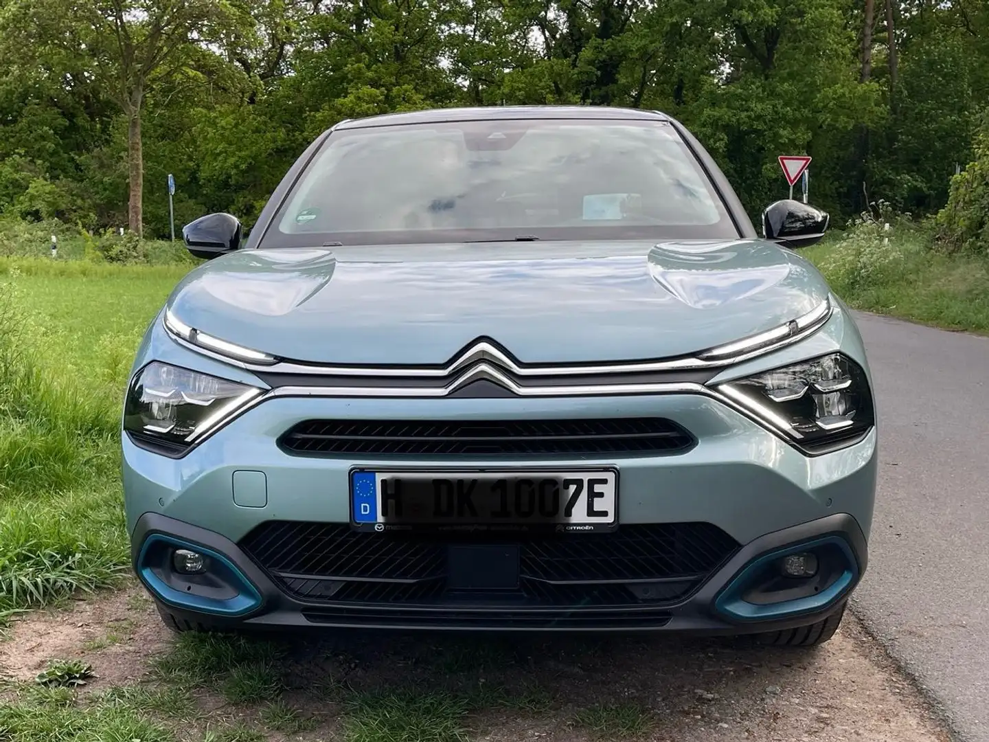 Citroen E-C4 Electric C4 Elektro 136 SHINE Blau - 2