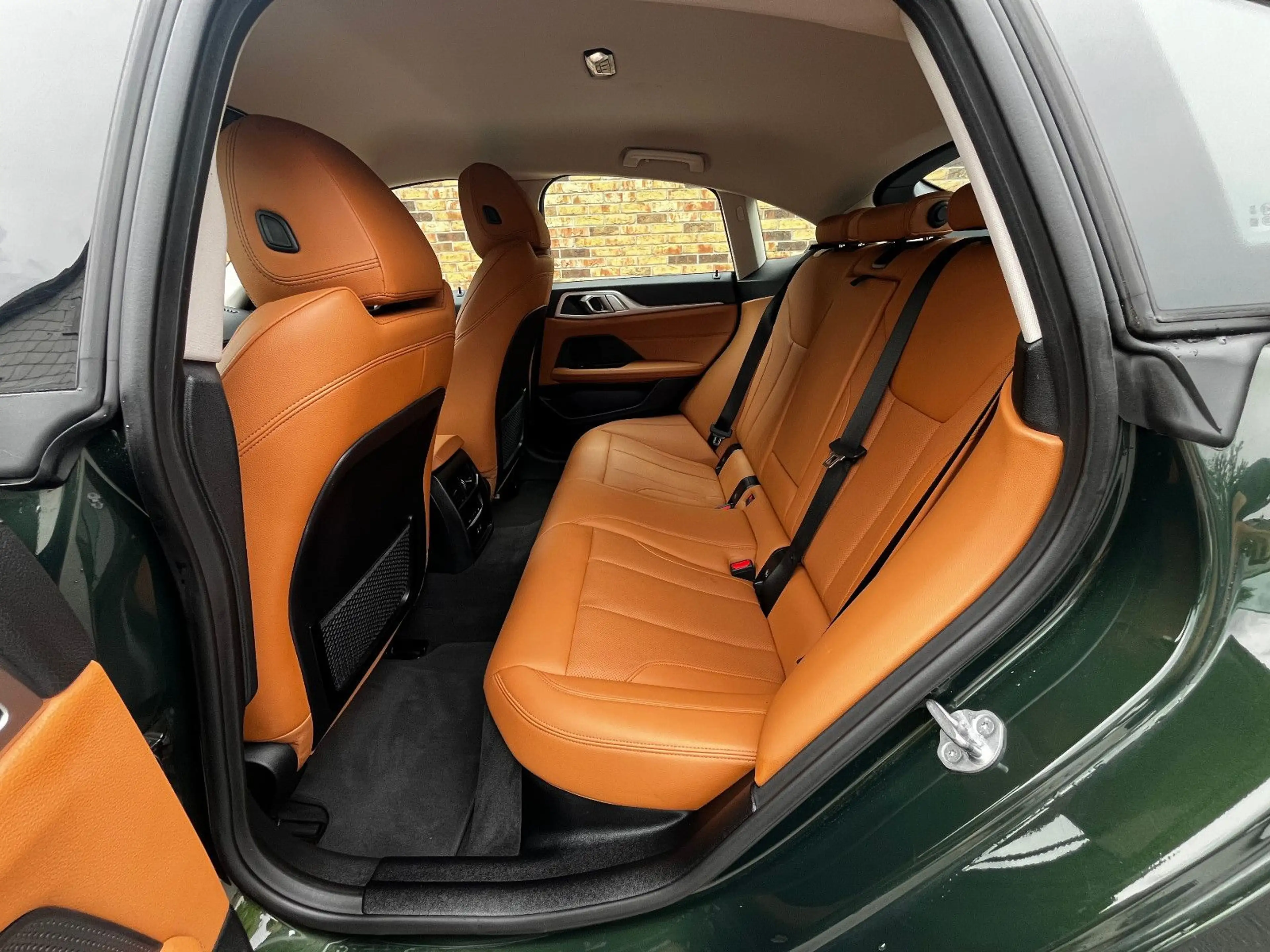 BMW i4 40eDrive GranCoupe HUD AHK CockProf BQT 100% — photo 12