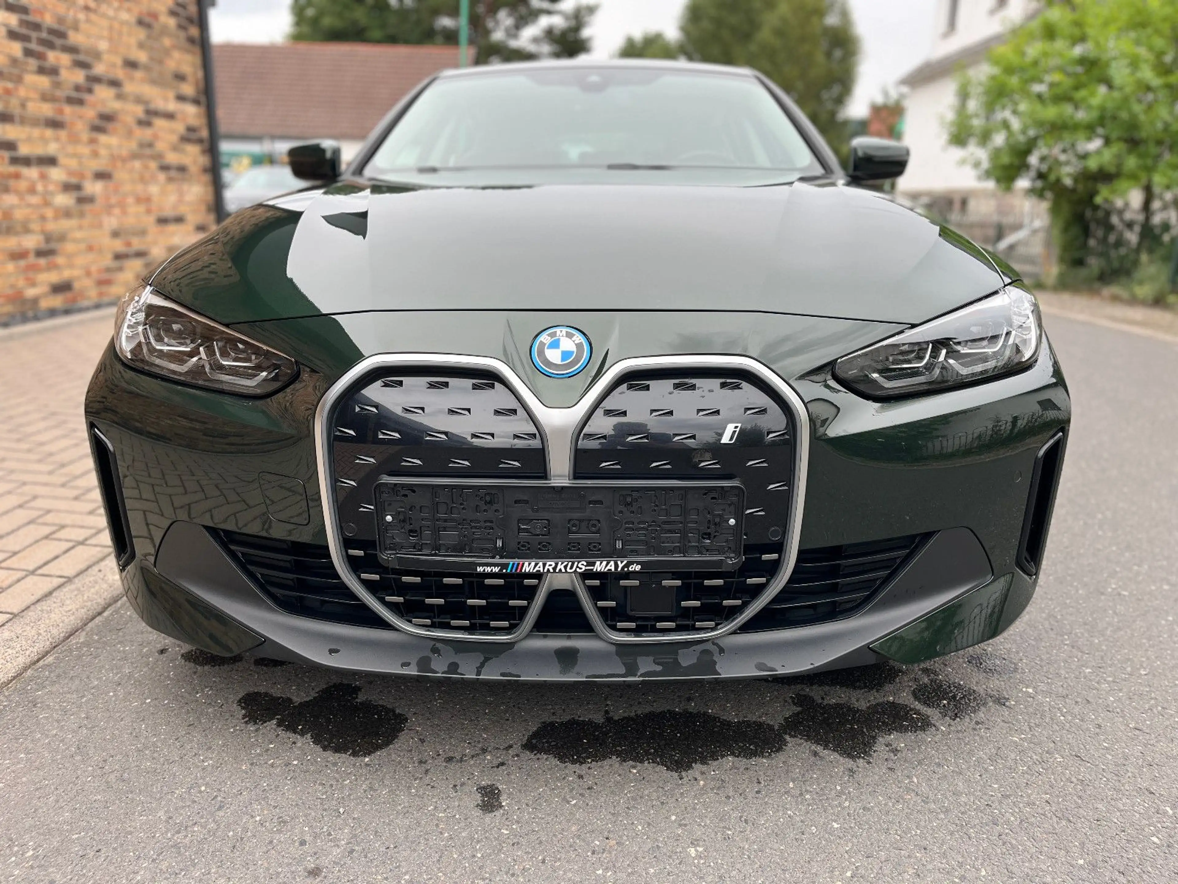 BMW i4 40eDrive GranCoupe HUD AHK CockProf BQT 100% — photo 2