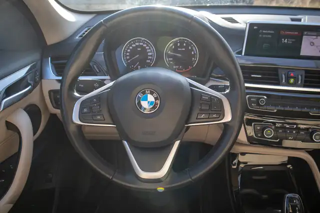 BMW X1 view 10
