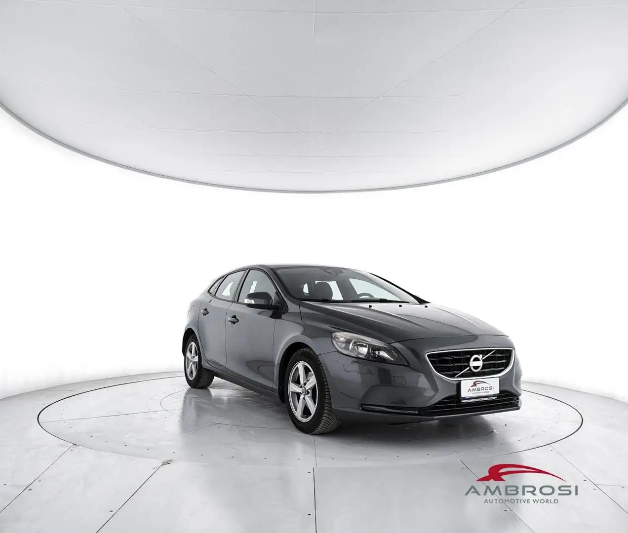 Volvo V40 D2 1.6 Business - PER OPERATORI DEL SETTORE Grigio - 2