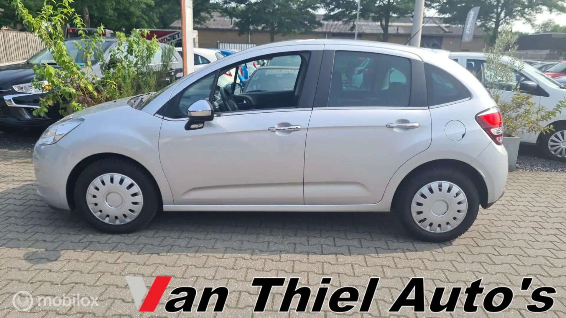 Citroen C3 1.2 VTi Collection Silber - 2