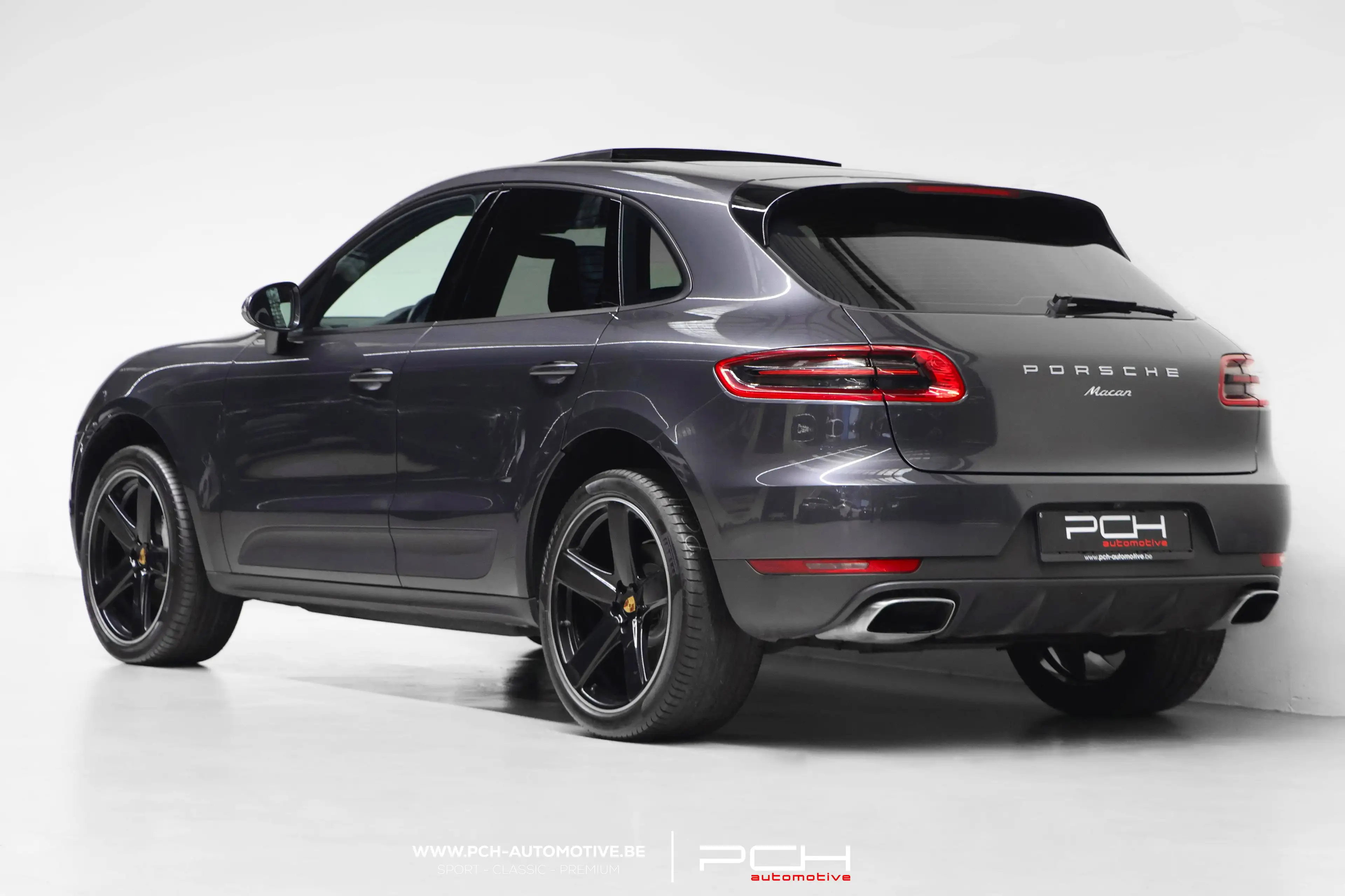 Porsche Macan 2.0 Turbo 252cv PDK Aut. GPS / PDLS+ / TOIT PANO / CARNET COMPLET PORSCHE CENTRE / 1er PROPRIETAIRE — photo 5