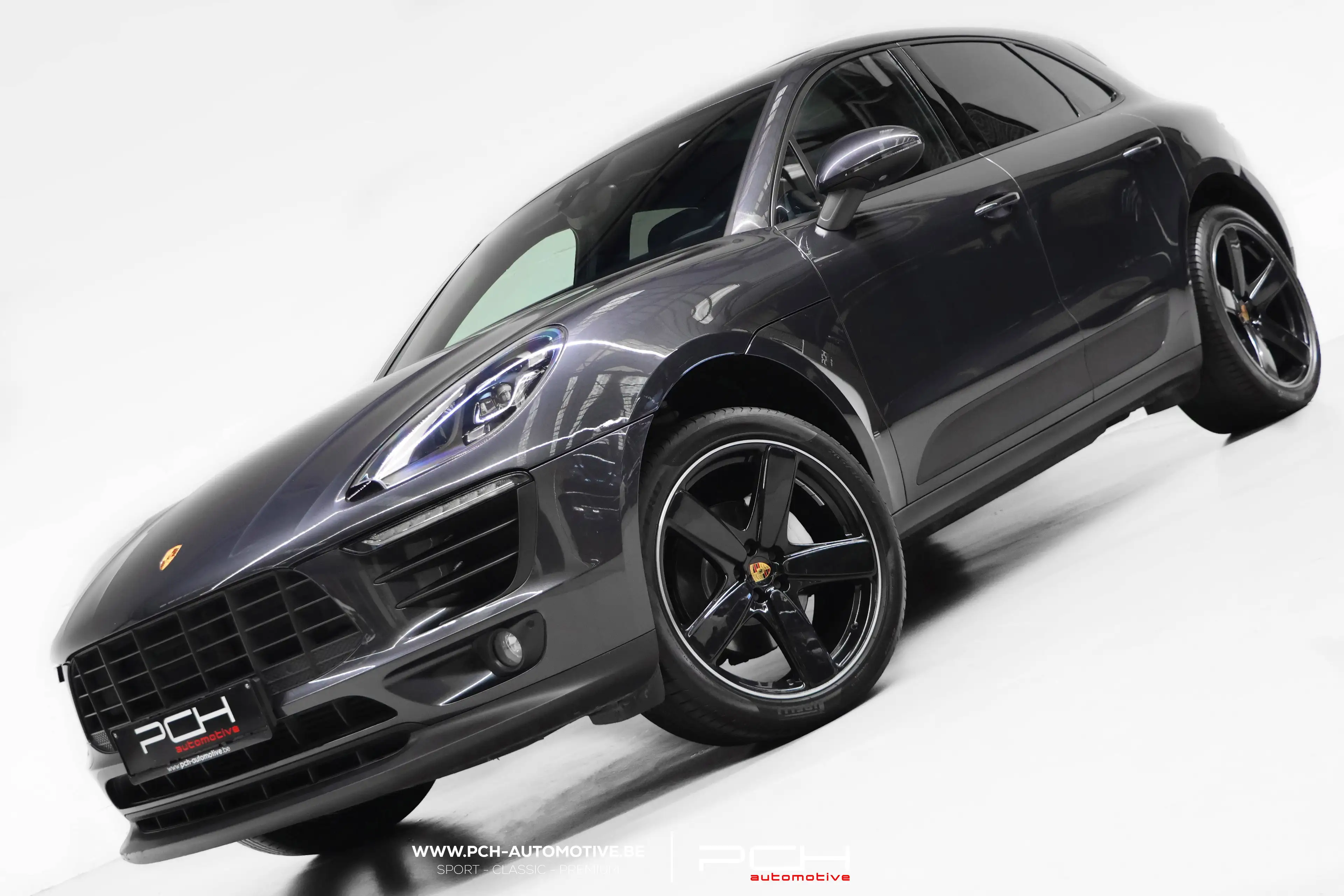 Porsche Macan 2.0 Turbo 252cv PDK Aut. GPS / PDLS+ / TOIT PANO / CARNET COMPLET PORSCHE CENTRE / 1er PROPRIETAIRE
