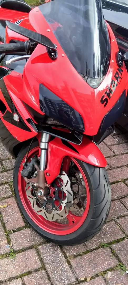 Honda CBR 1000 rr Roşu - 1