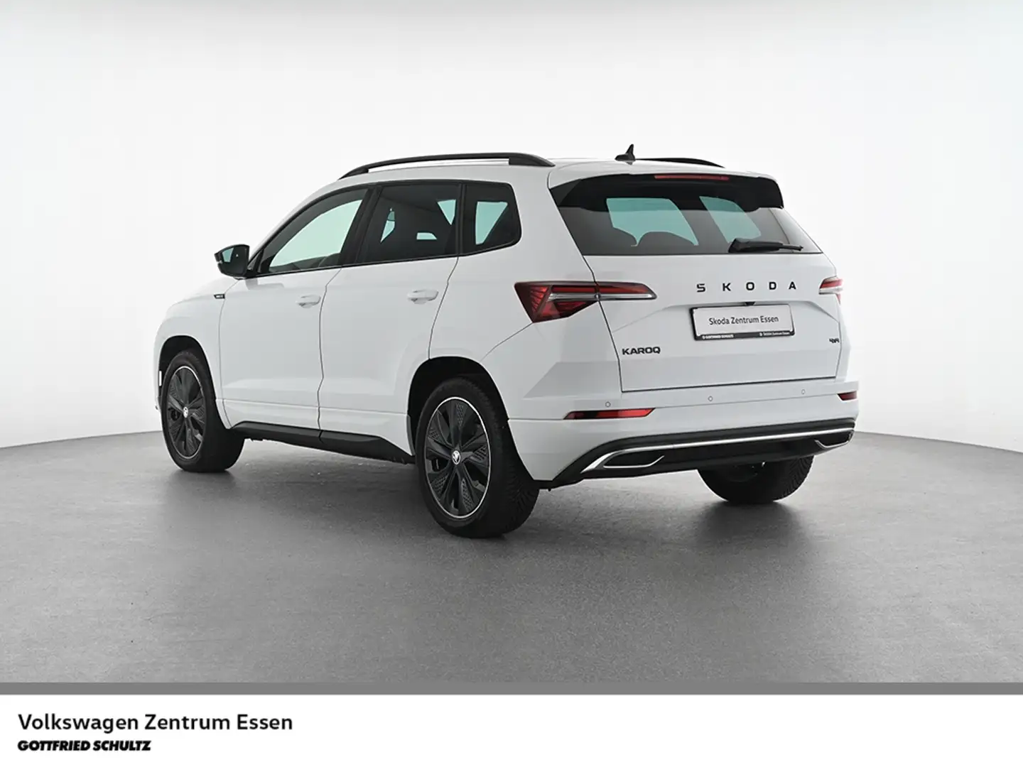 Skoda Karoq Sportline 4x4 TSI DSG Matrix Panorama Keyless Navi Weiß - 2
