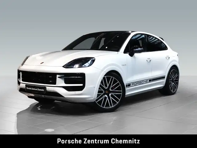 Porsche Cayenne main image