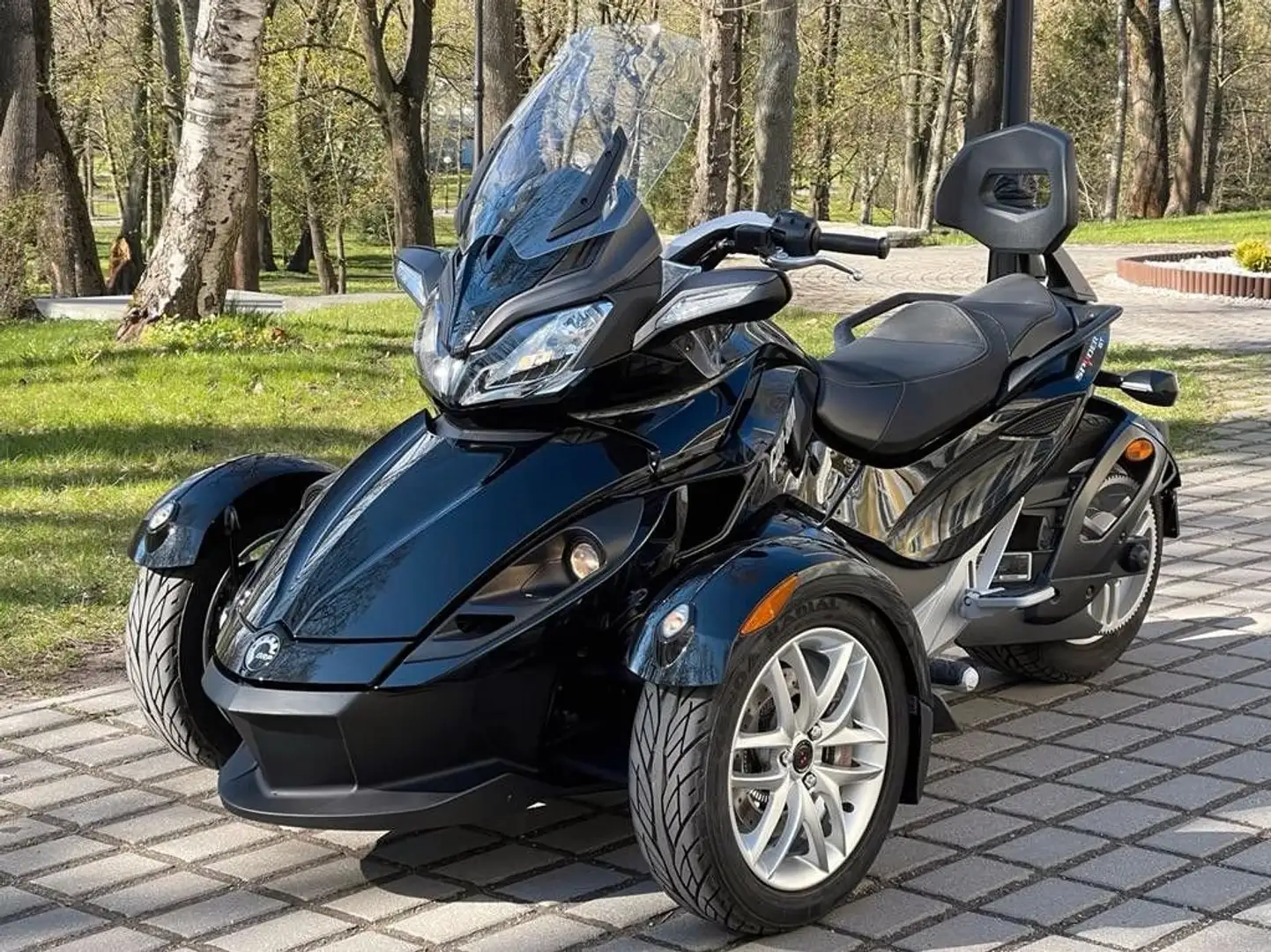 Can-Am Spyder ST BRP Trike Zwart - 2