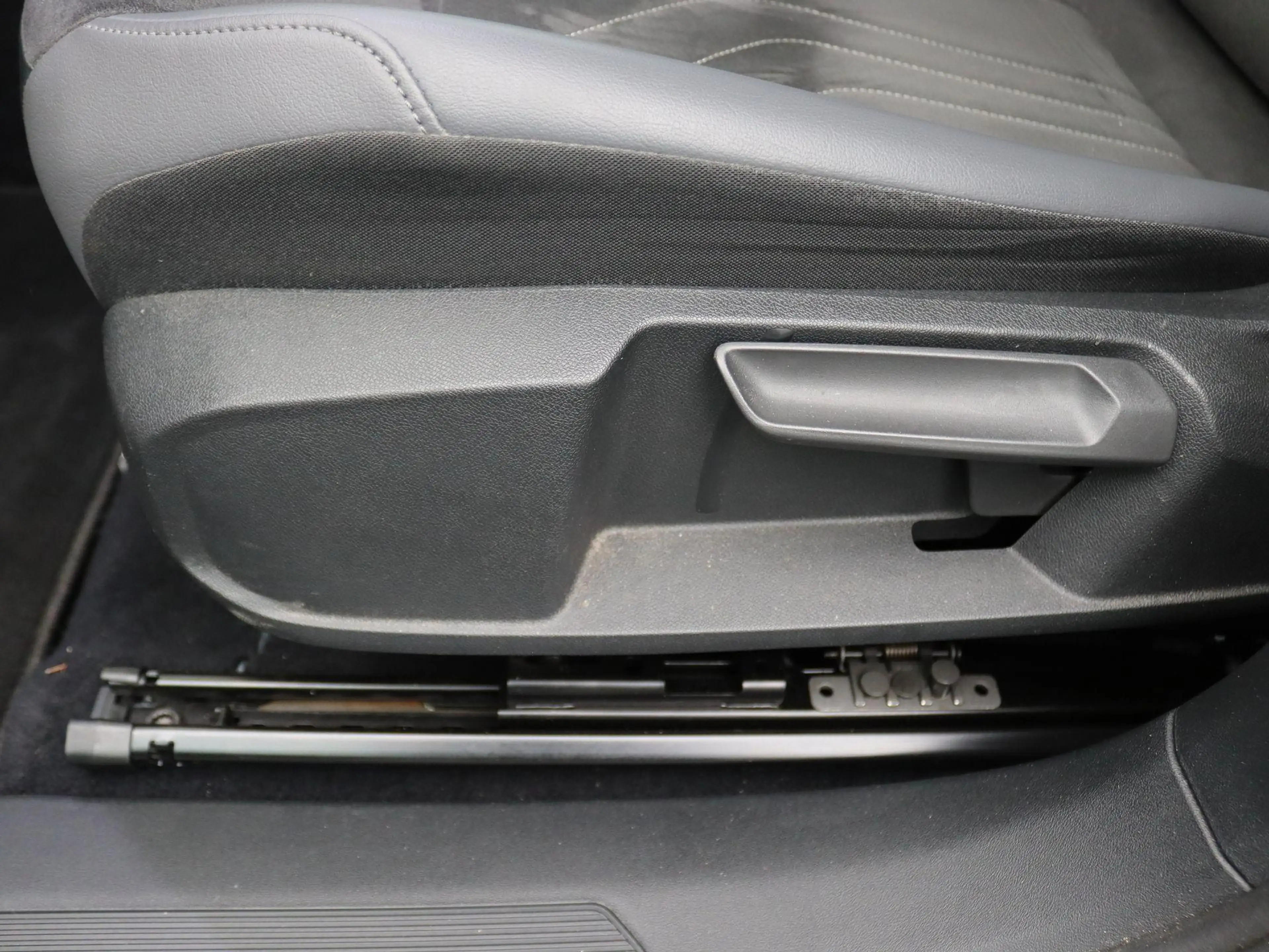 Volkswagen ID.5 Pro 77 kWh 204PK Aut. Keyless, Navi, 20" LM Velgen — photo 40