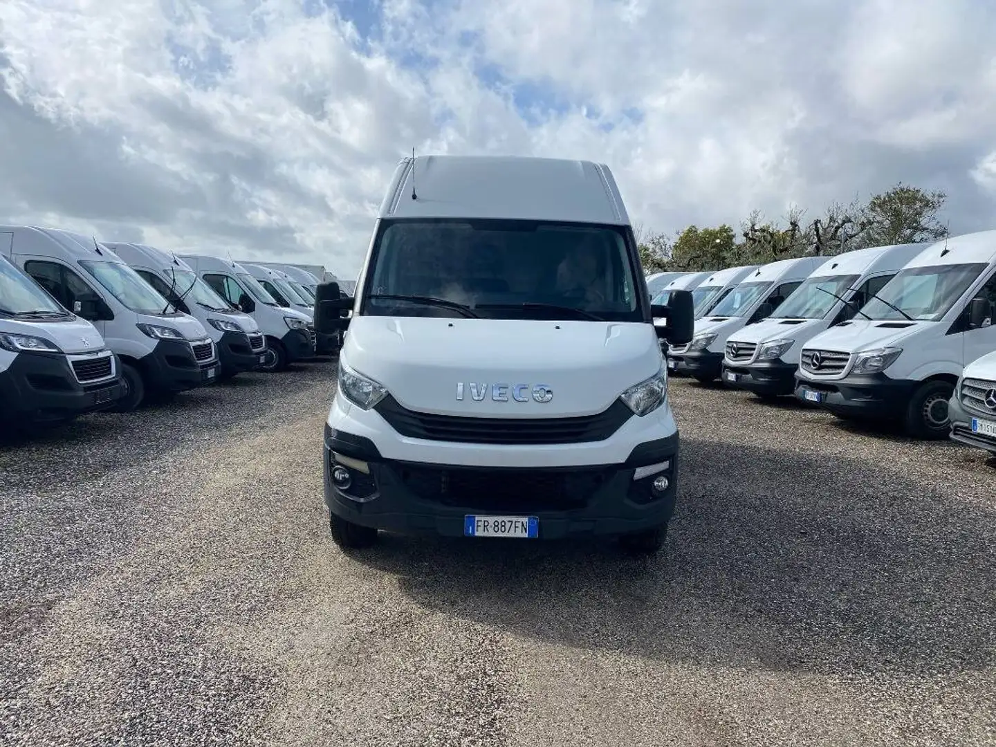 Iveco Daily 35 S12 V LH2 3520 E6 +iva White - 2