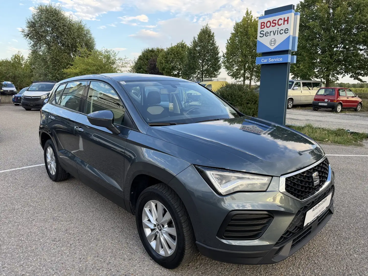 SEAT Ateca Reference 2,0 TDI ///VERKAUFT/// Grau - 2