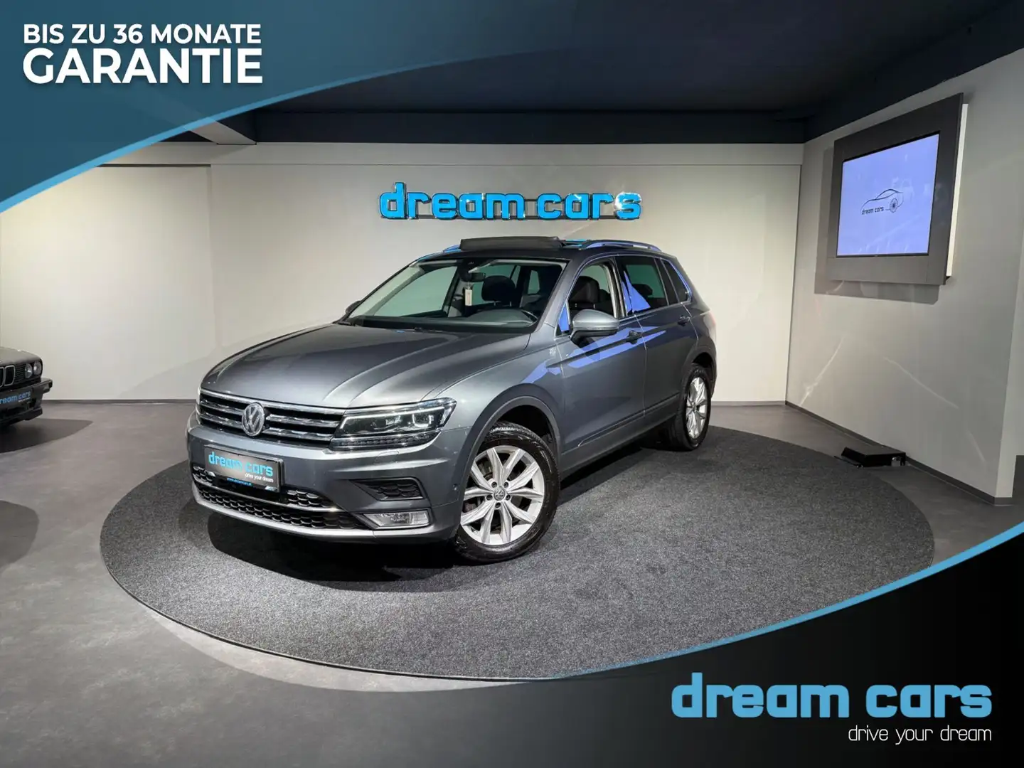 Volkswagen Tiguan 2.0 TDI BMT Highline 4Motion / PANO / VIRTUAL TAC Grijs - 1