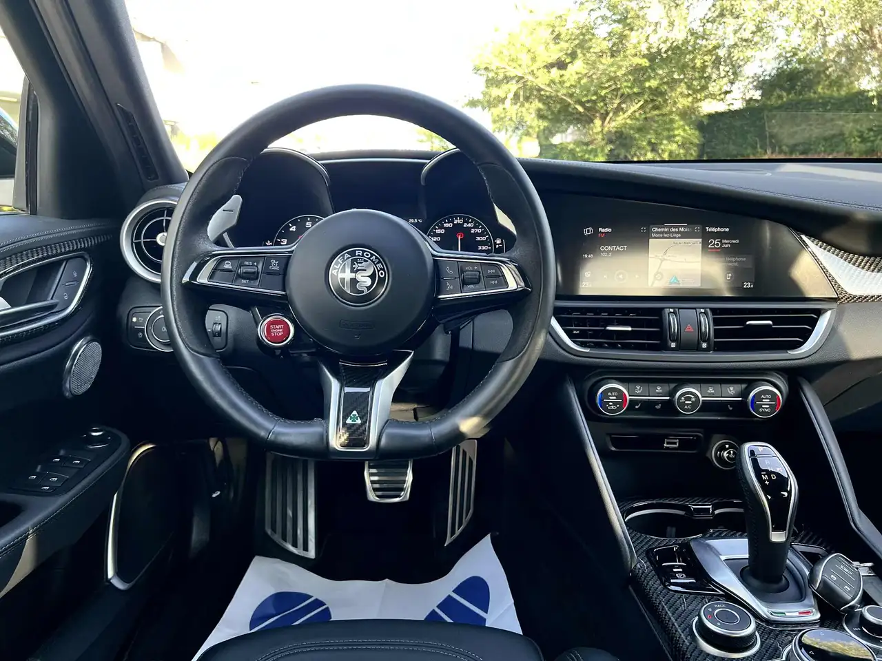 Alfa Romeo Giulia 2023 — фото 13