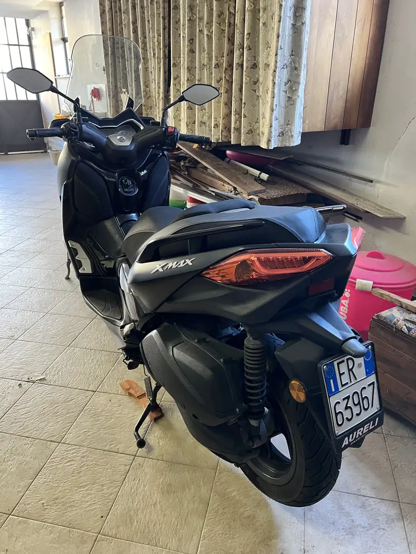 Yamaha X-Max 300 IRON MAX Noir - 2