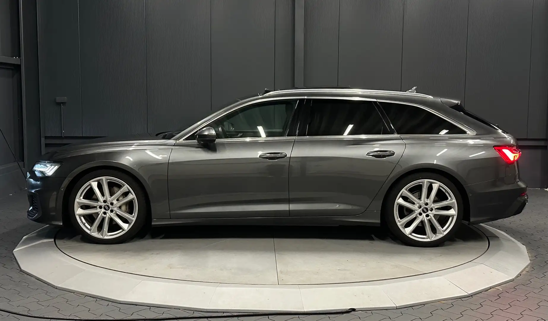 Audi A6 Avant 50 TDI quattro Sport/S-Line*21Zoll*PANORAMA* Grijs - 2