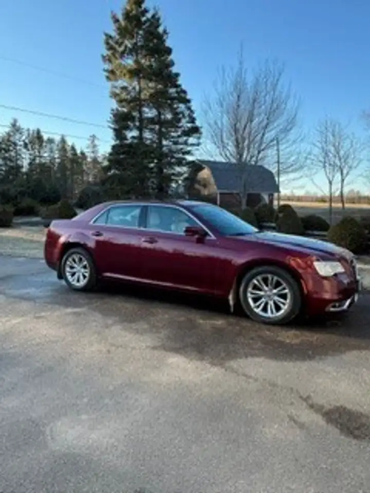 2016 Chrysler 300