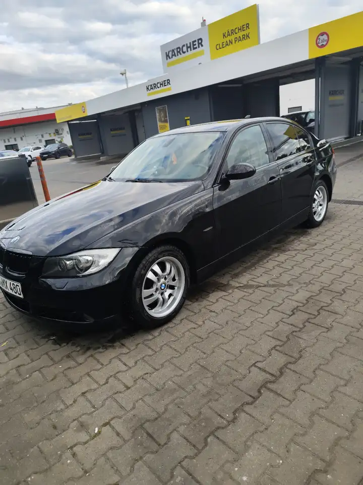 BMW 325