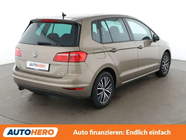Volkswagen Golf Sportsvan view 6