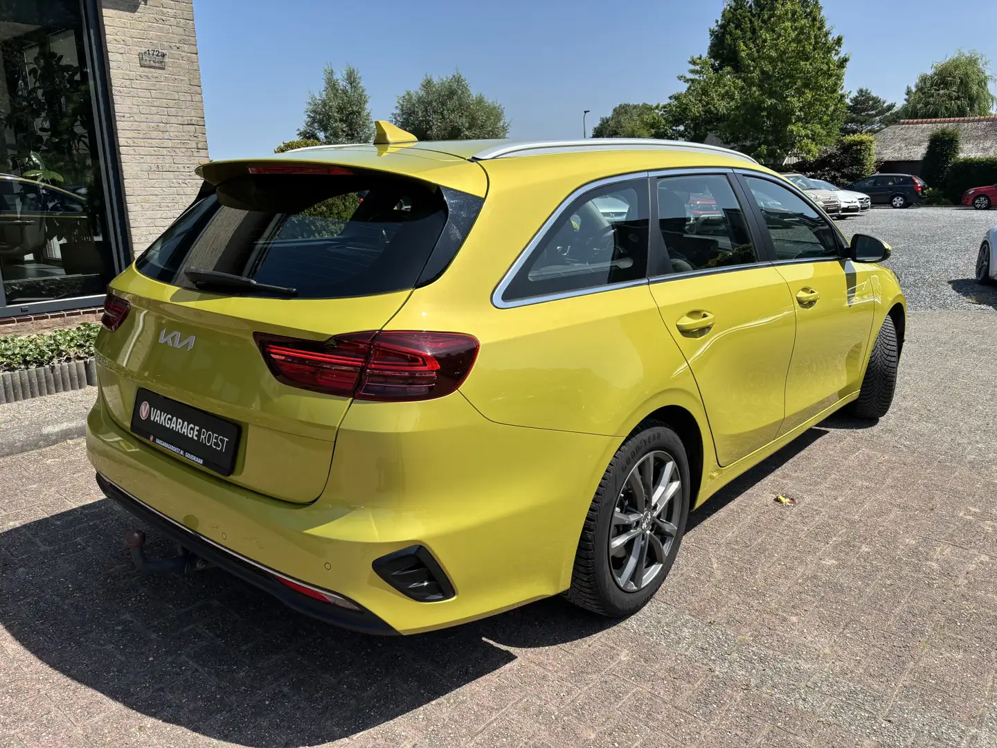Kia Ceed SW / cee'd SW Sportswagon 1.5 T-GDi Automaat DynamicLine Trekhaa Jaune - 2