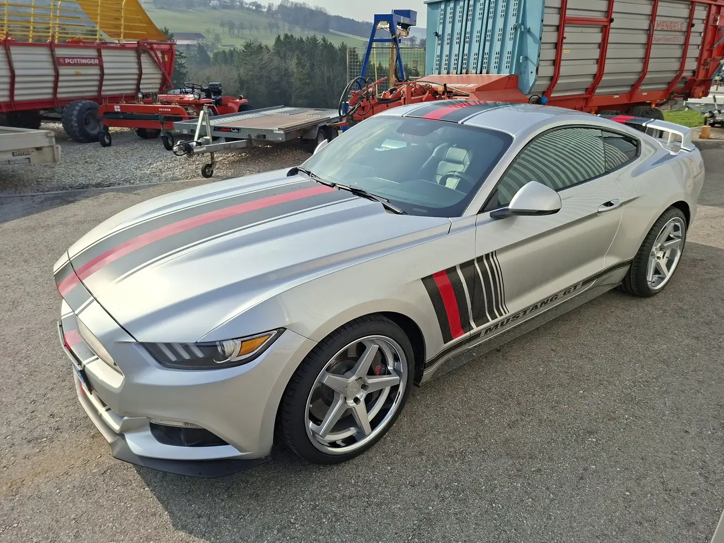 Ford Mustang Mustang 5,0 Ti-VCT V8 GT Aut. GT Silber - 1
