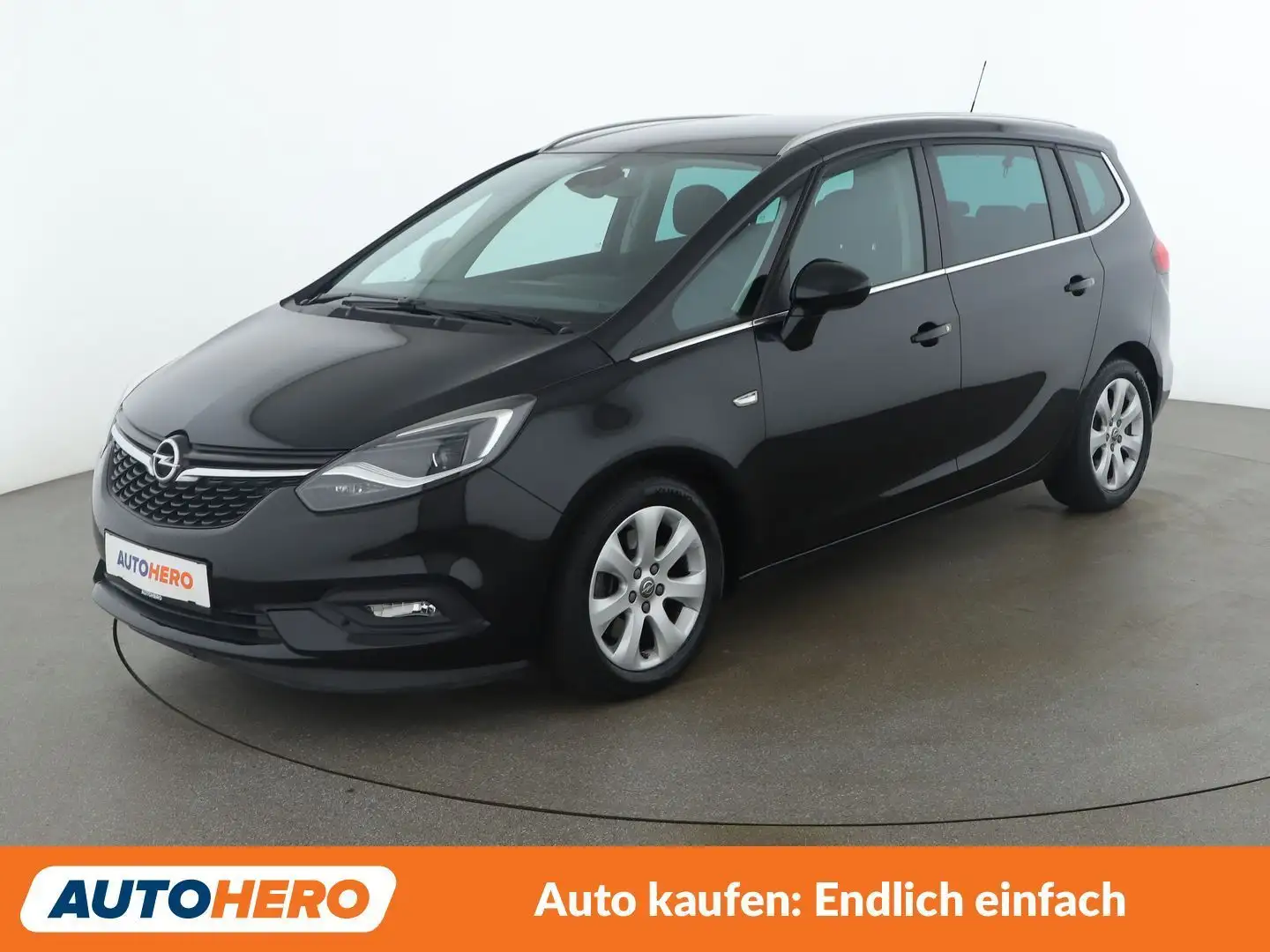 Opel Zafira Tourer 1.6 SIDI Turbo Innovation Schwarz - 1