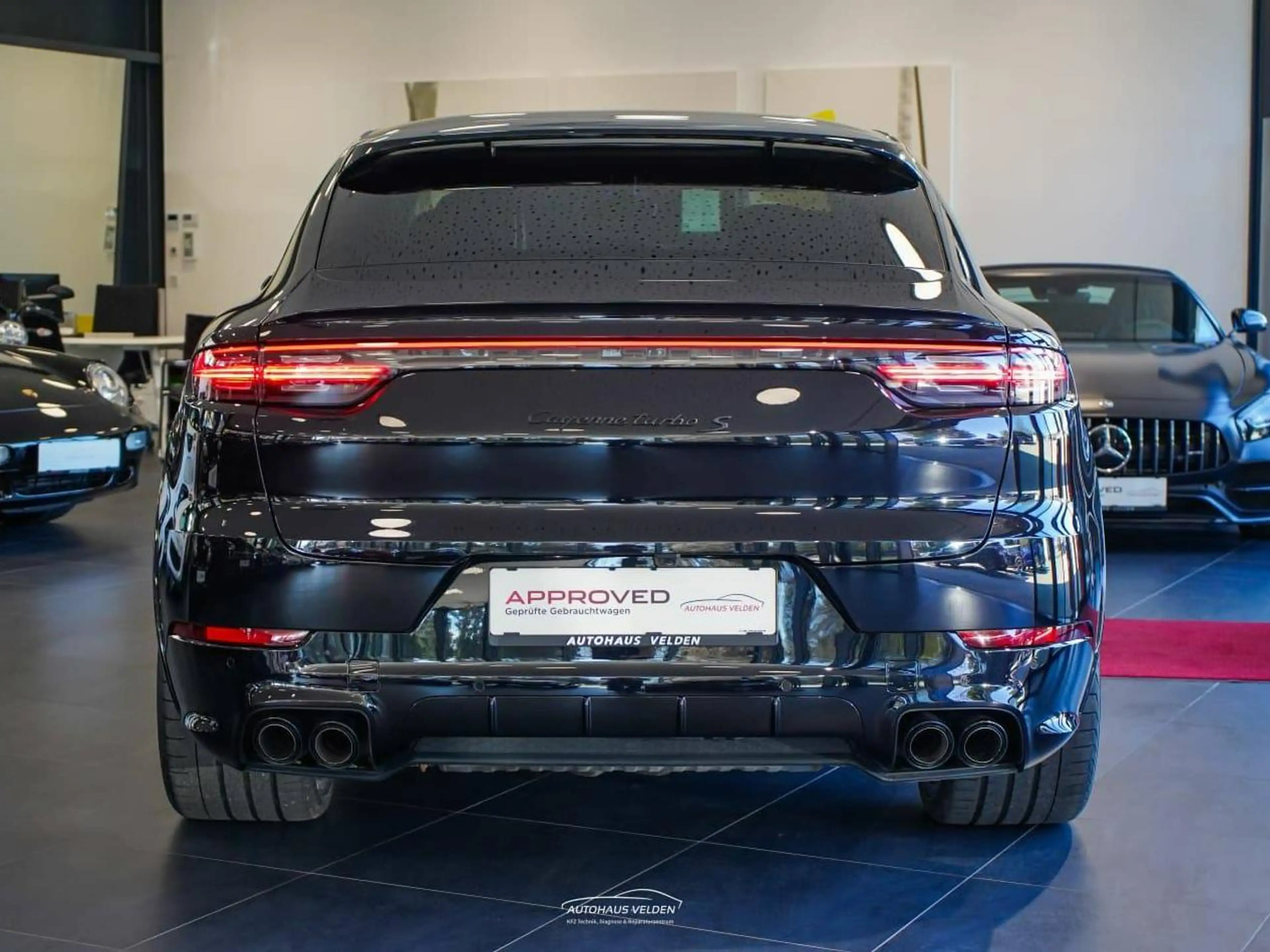 Porsche Cayenne Turbo S E-Hybrid — photo 6