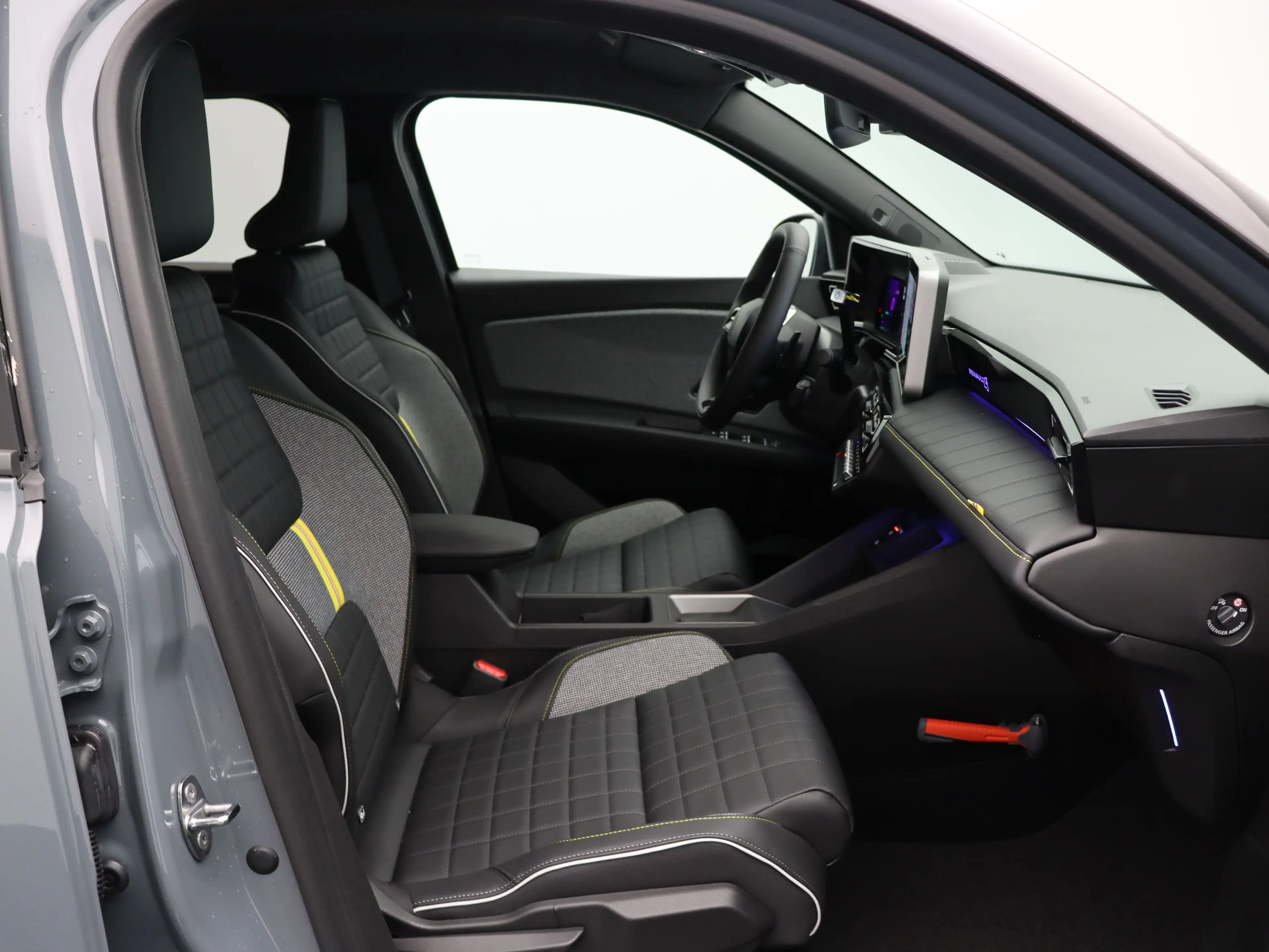 Renault R 4 Iconic Comfort range | Achteruitrijcamera | Elektr — photo 12