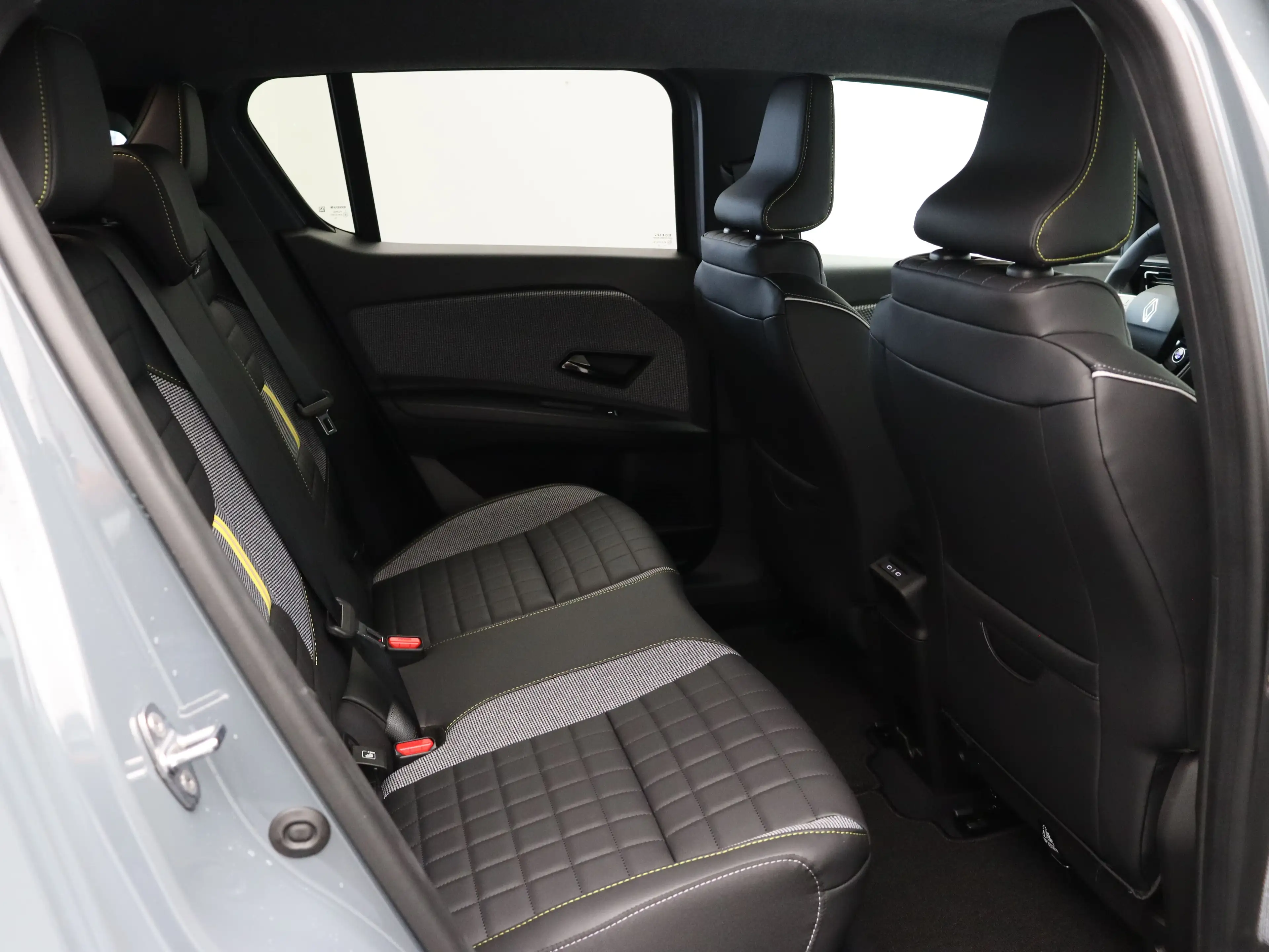 Renault R 4 Iconic Comfort range | Achteruitrijcamera | Elektr — photo 8