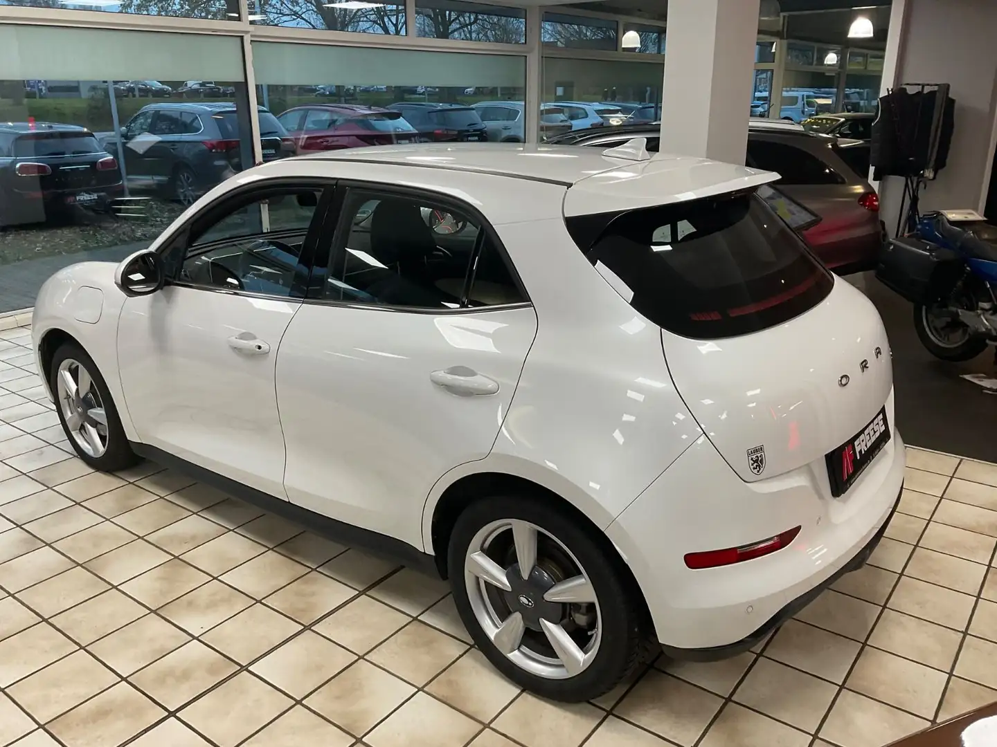 Ora Ora 03 126 kW 300 Blanc - 2