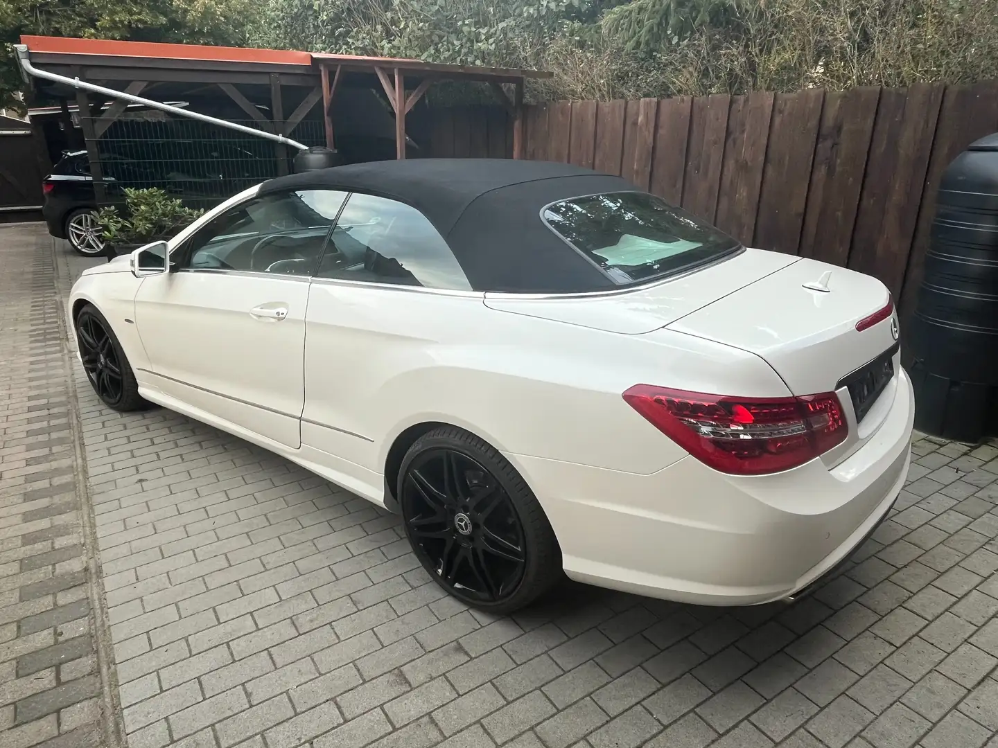 Mercedes-Benz E 350 E 350 CGI BlueEfficiency (207.459) Weiß - 2