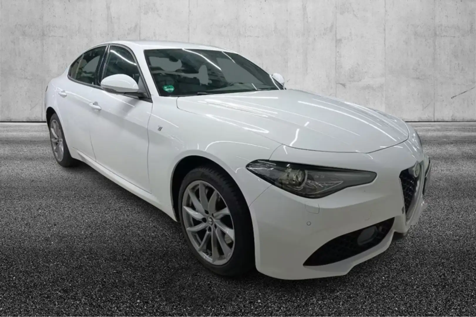Alfa Romeo Giulia Giulia Bianco - 1