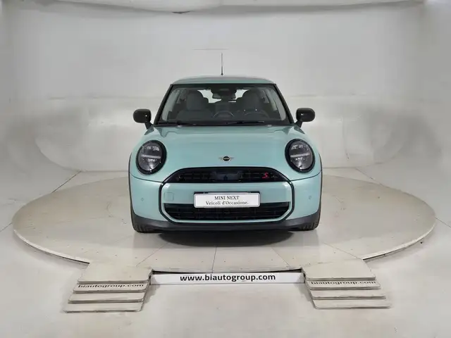 Mini Cooper Cooper view 3