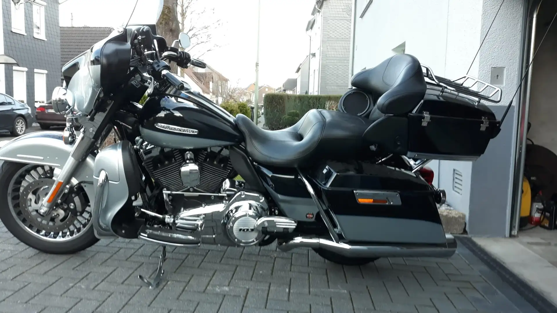 Harley-Davidson Electra Glide Glide Ultra Limited Schwarz - 1