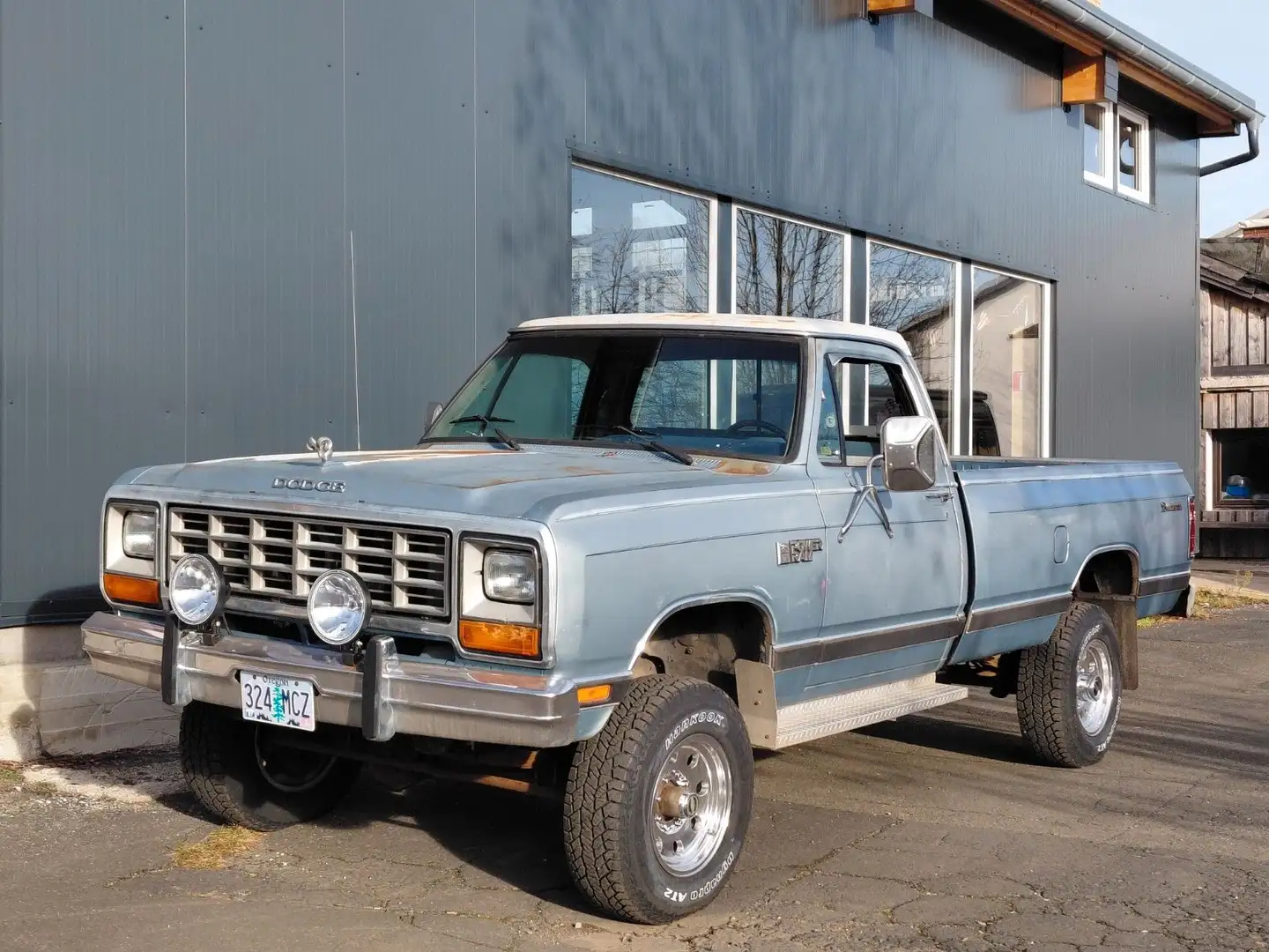 Dodge RAM W250 4x4 Allrad, V8, Autom., Servo, TÜV+H Bleu - 2