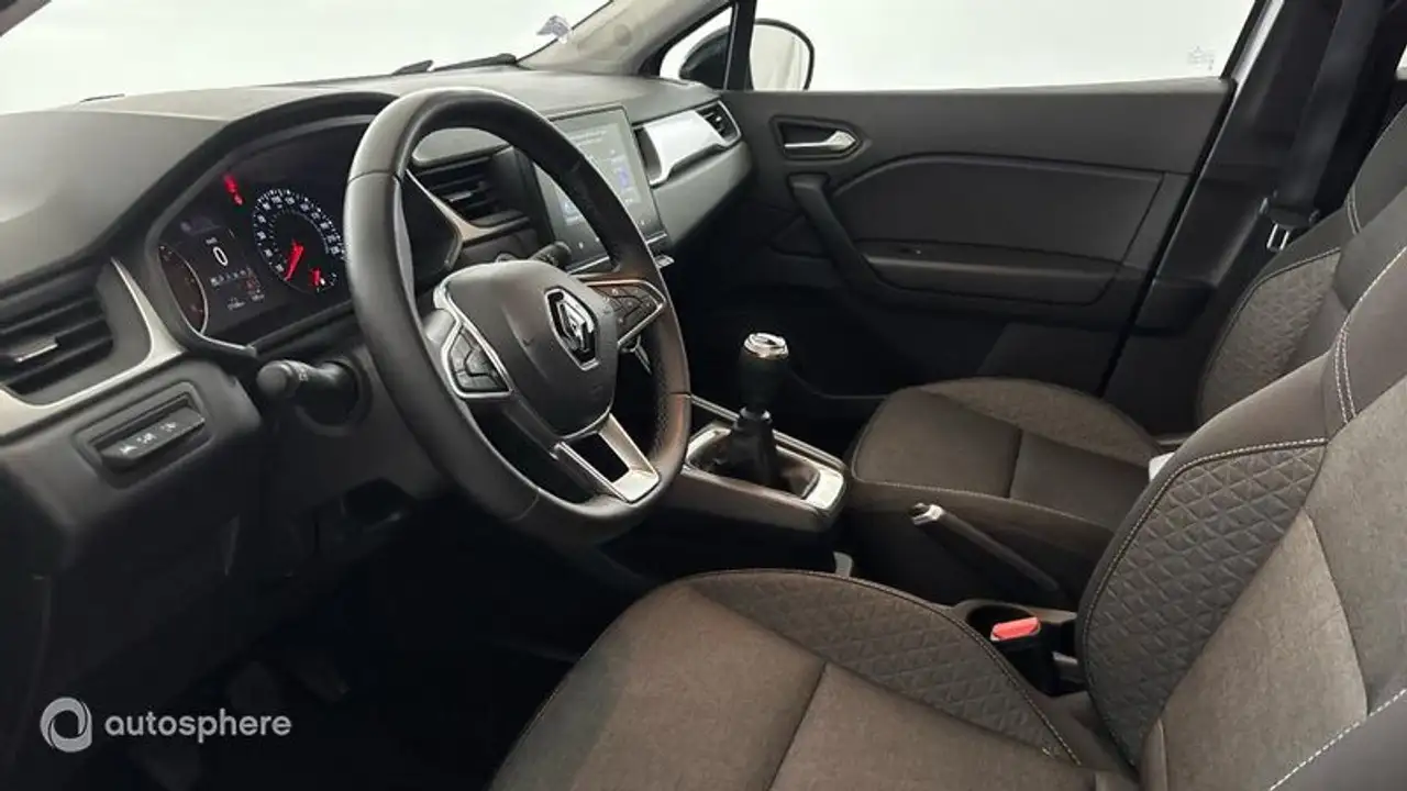 Renault Captur — photo 12