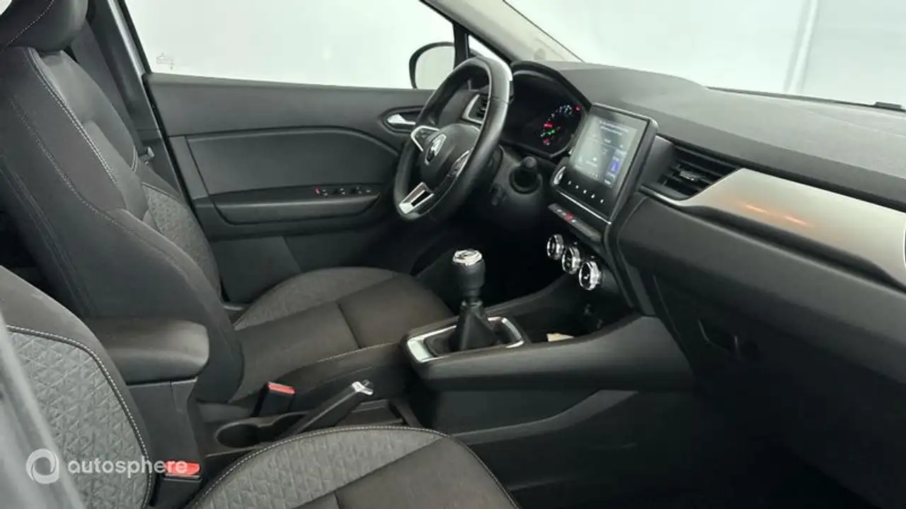 Renault Captur — photo 15