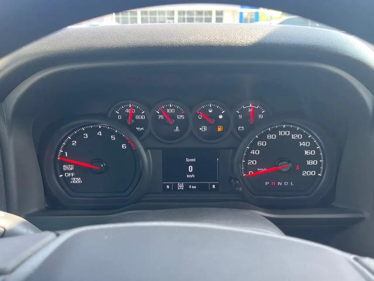 Chevrolet Silverado 1500 снимка Chevrolet Silverado 1500