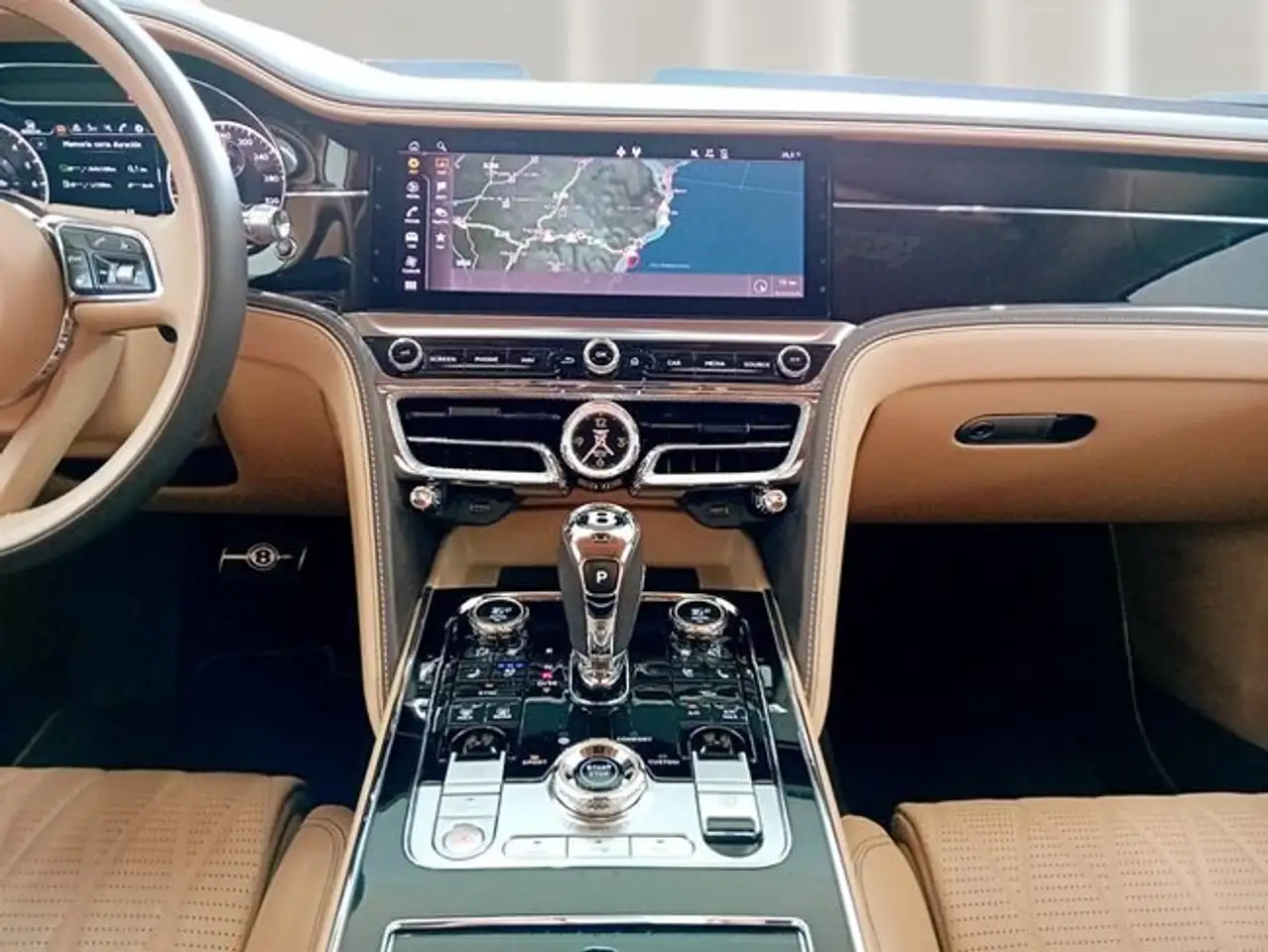 Bentley Flying Spur 2025 — фото 11