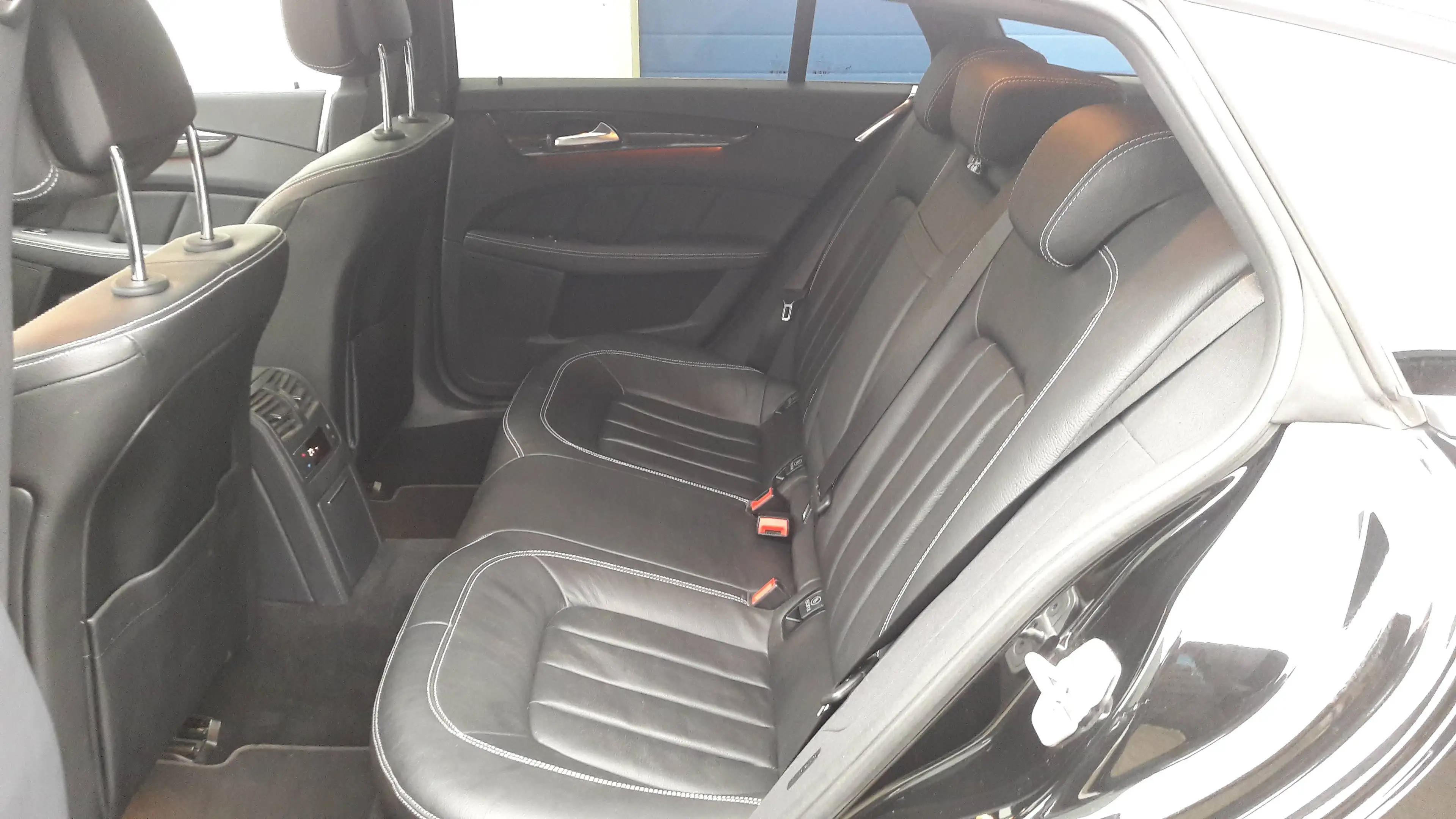 Mercedes-Benz CLS 350 CLS 350 Shooting Brake 350 4Matic *Final Edition * — photo 10