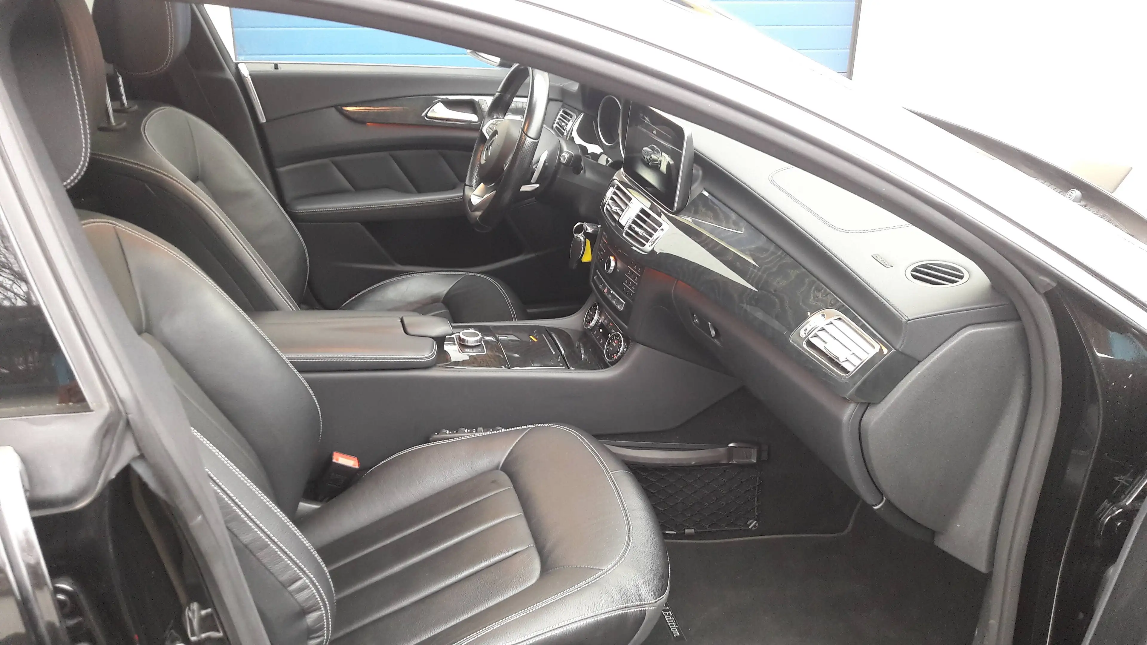 Mercedes-Benz CLS 350 CLS 350 Shooting Brake 350 4Matic *Final Edition * — photo 11