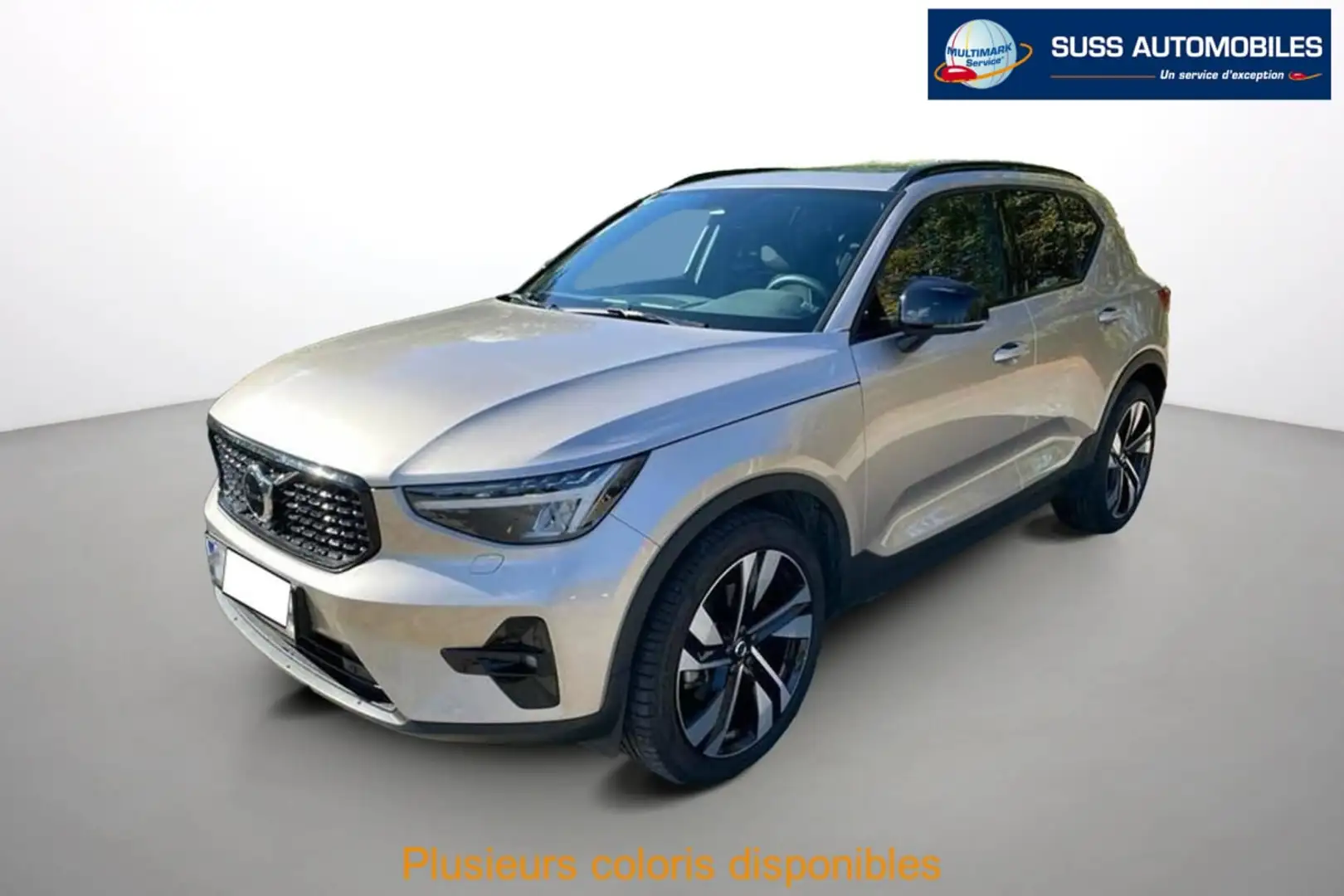 Volvo XC40 B4 197 ch DCT7 Ultimate Beżowy - 1